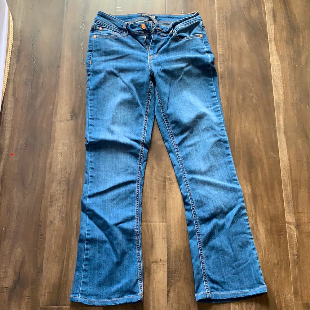 Fashion nova boot cut jeans (with stretch)
